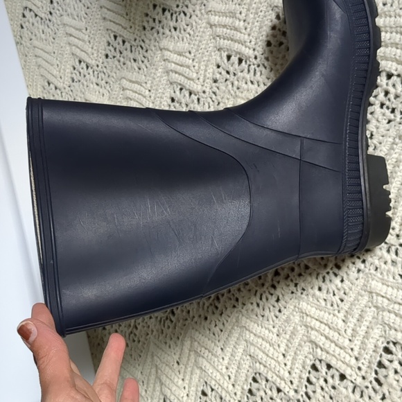 Kamik Rubber Boots Boys size 5 - Picture 8 of 9